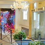Hotel My