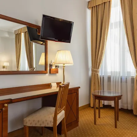 Hotel My