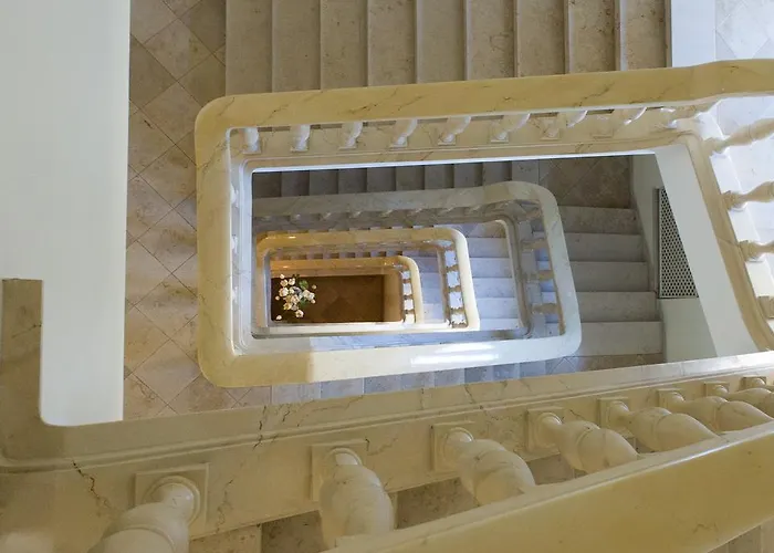 마이 시티 호텔 4*