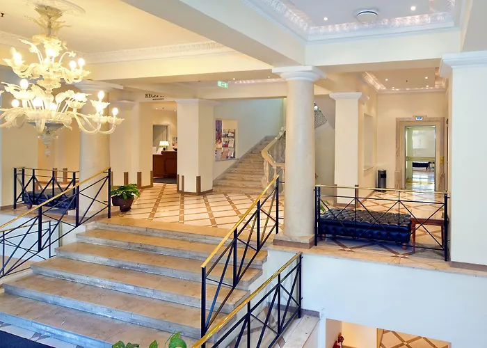 마이 시티 호텔 4*